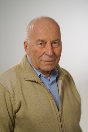 Juhász Előd